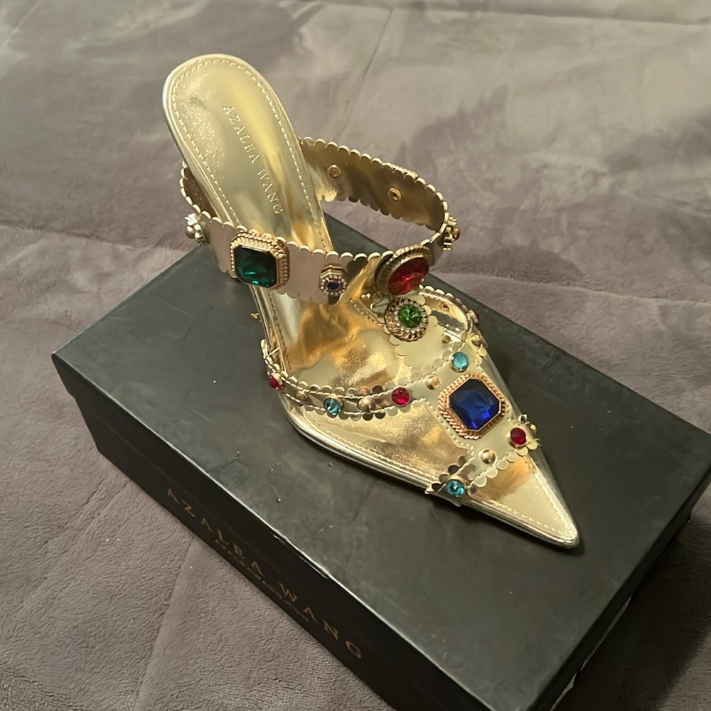 NWT unique heels from Azalea Wang size 8